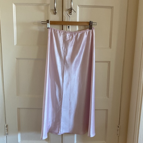 Vintage Calvin Klein blush skirt - Picture 2 of 5